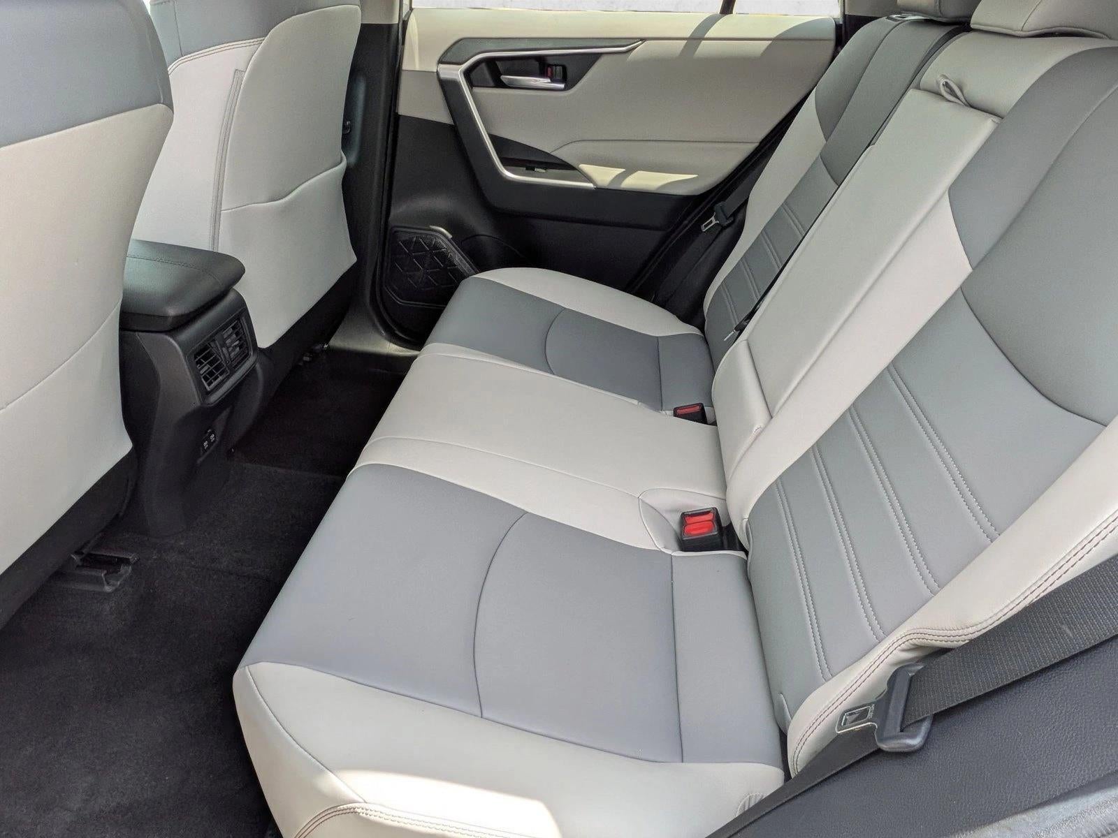 2019 Toyota RAV4 XLE Premium FWD (Natl)