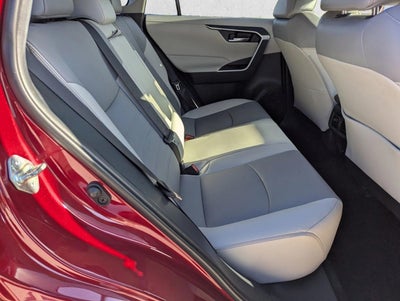 2020 Toyota RAV4 XLE Premium FWD (Natl)