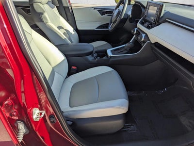 2020 Toyota RAV4 XLE Premium FWD (Natl)