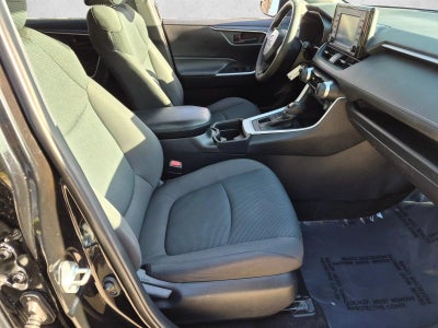 2021 Toyota RAV4 LE AWD (Natl)