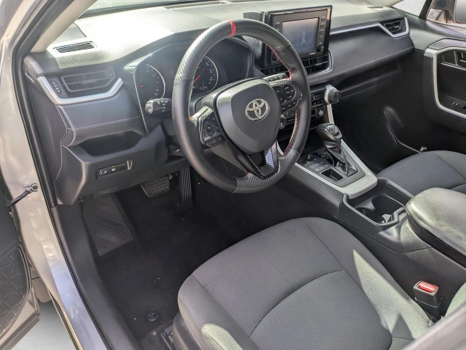 2020 Toyota RAV4 LE AWD (Natl)