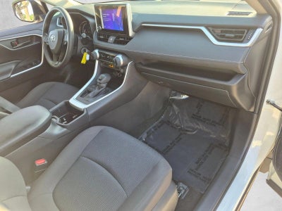 2024 Toyota RAV4 LE FWD (Natl)