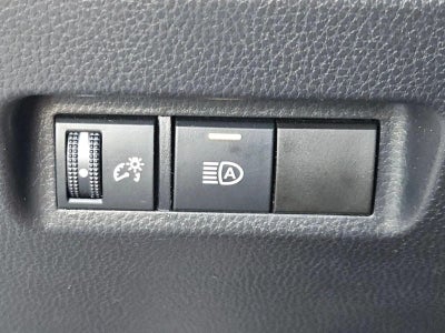 2022 Toyota RAV4 LE FWD (Natl)