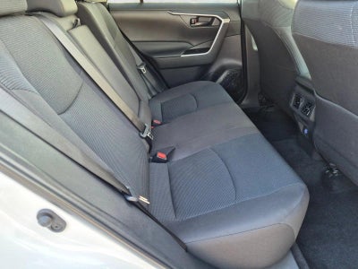2024 Toyota RAV4 LE FWD (GS)
