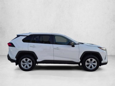 2024 Toyota RAV4 LE FWD (GS)