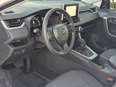 2025 Toyota RAV4 XLE FWD (GS)