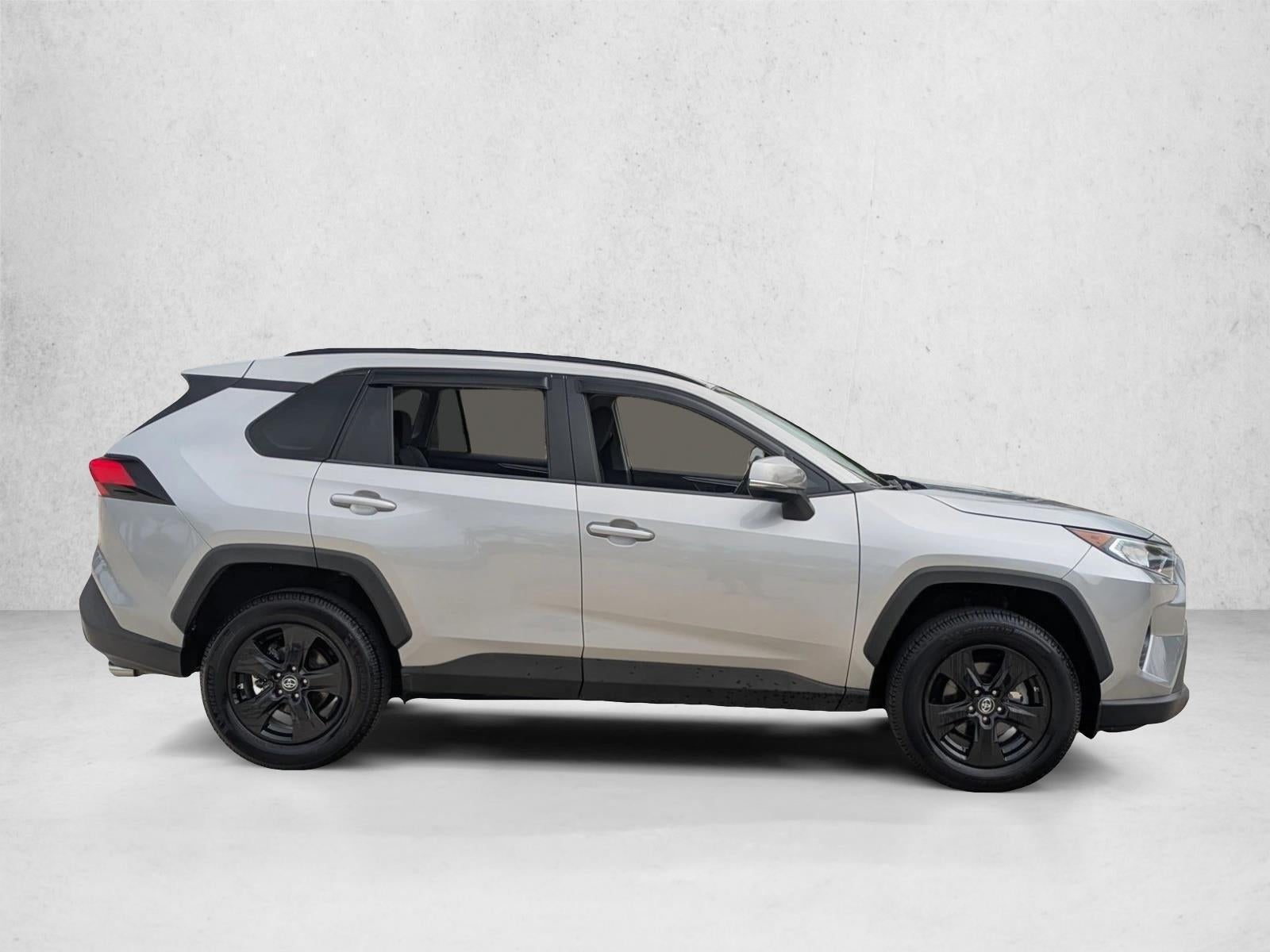 2019 Toyota RAV4 XLE FWD (GS)