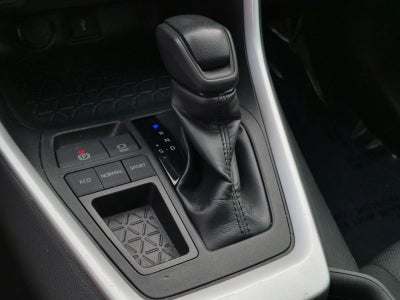 2020 Toyota RAV4 XLE FWD (GS)