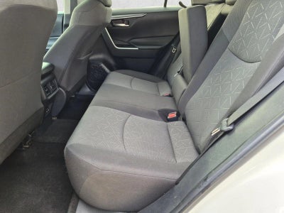 2020 Toyota RAV4 XLE FWD (GS)