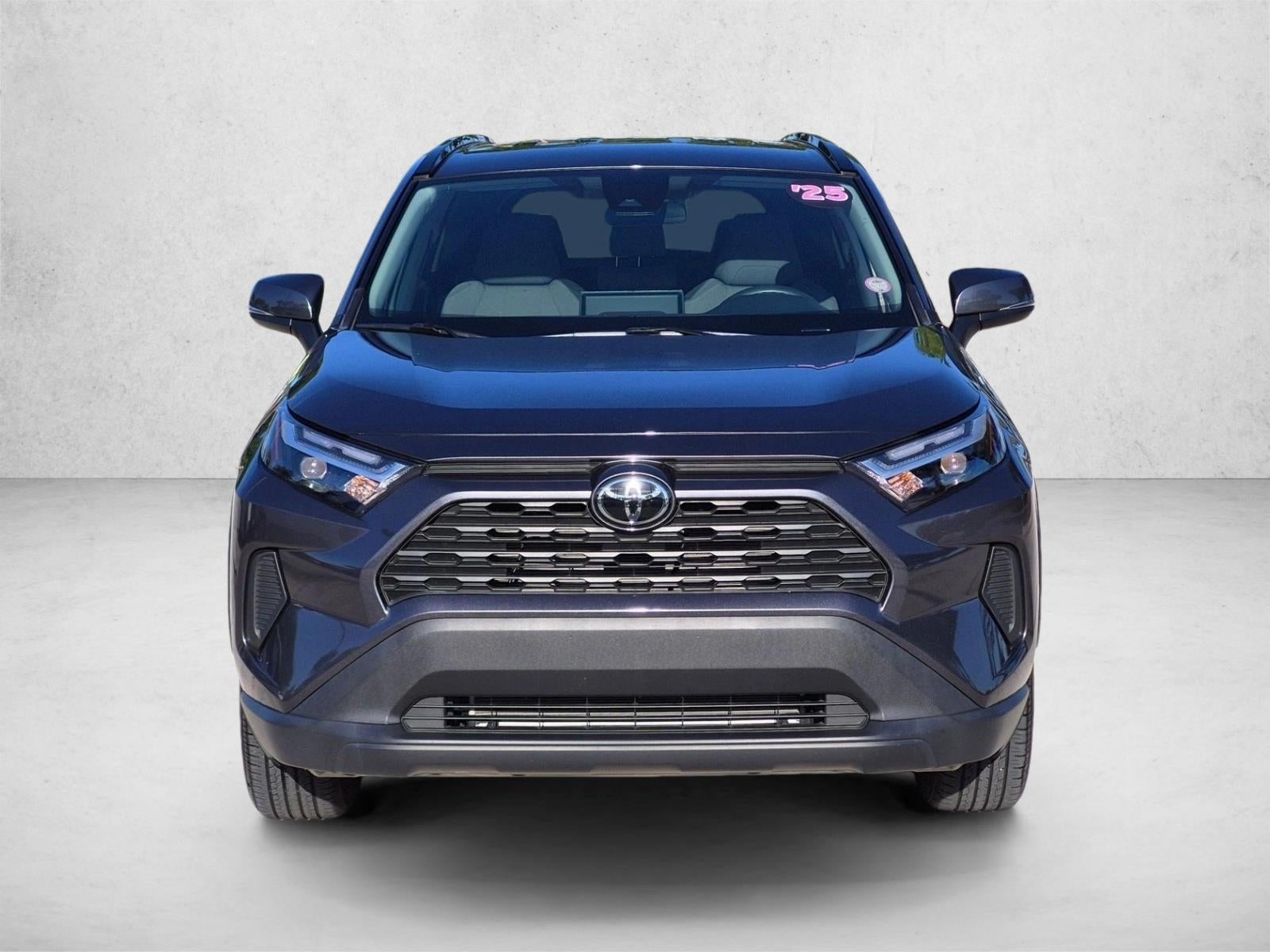 2025 Toyota RAV4 XLE FWD (Natl)