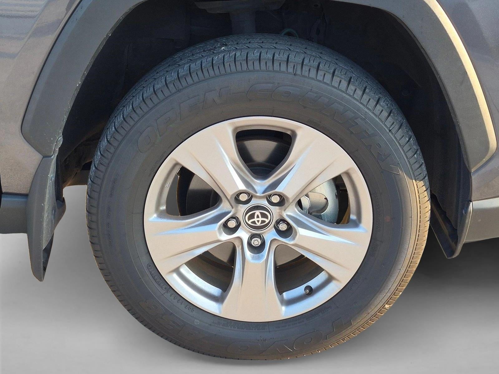 2025 Toyota RAV4 XLE FWD (Natl)