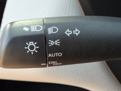 2025 Toyota RAV4 XLE FWD (Natl)
