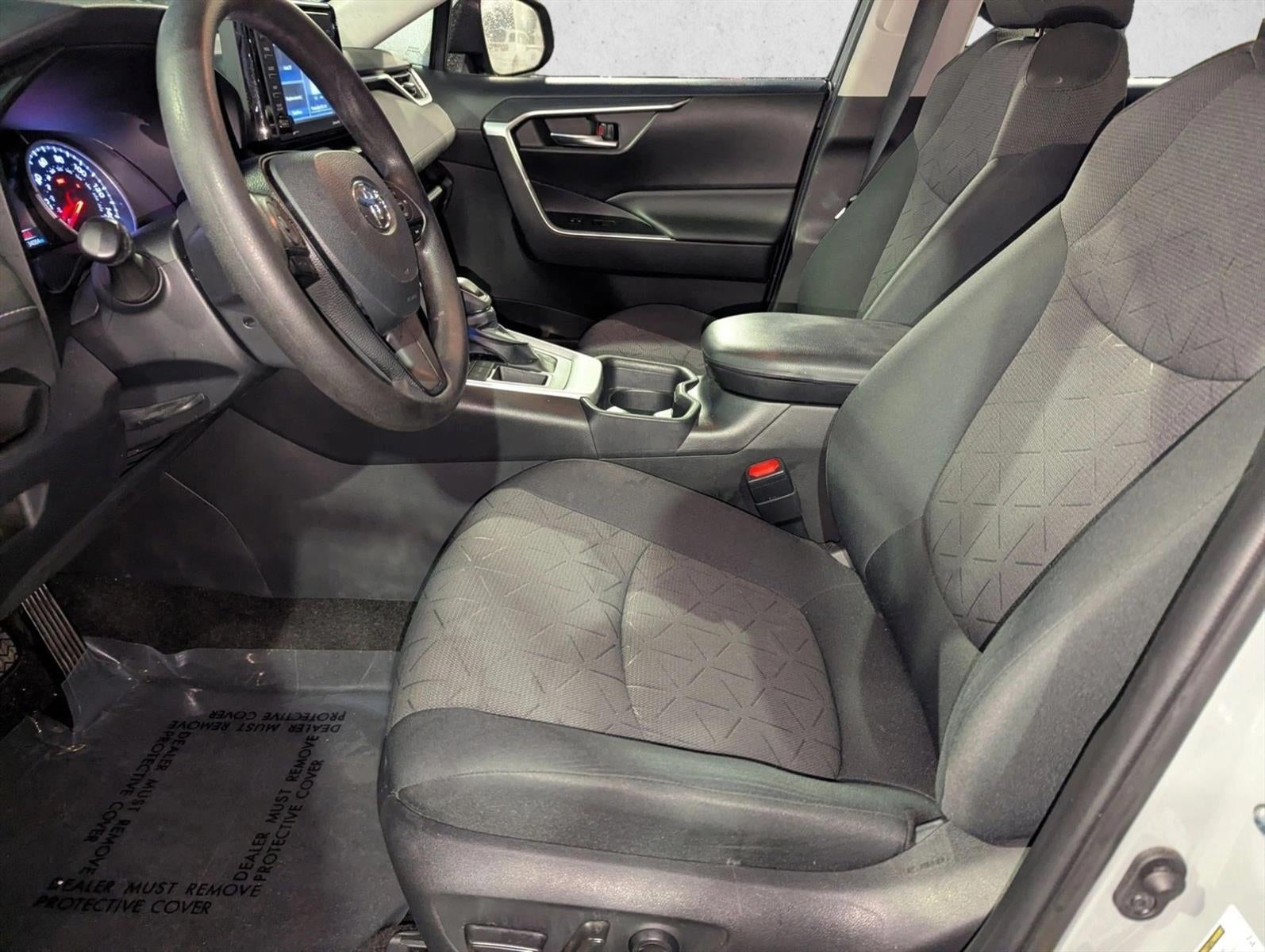 2020 Toyota RAV4 XLE FWD (GS)