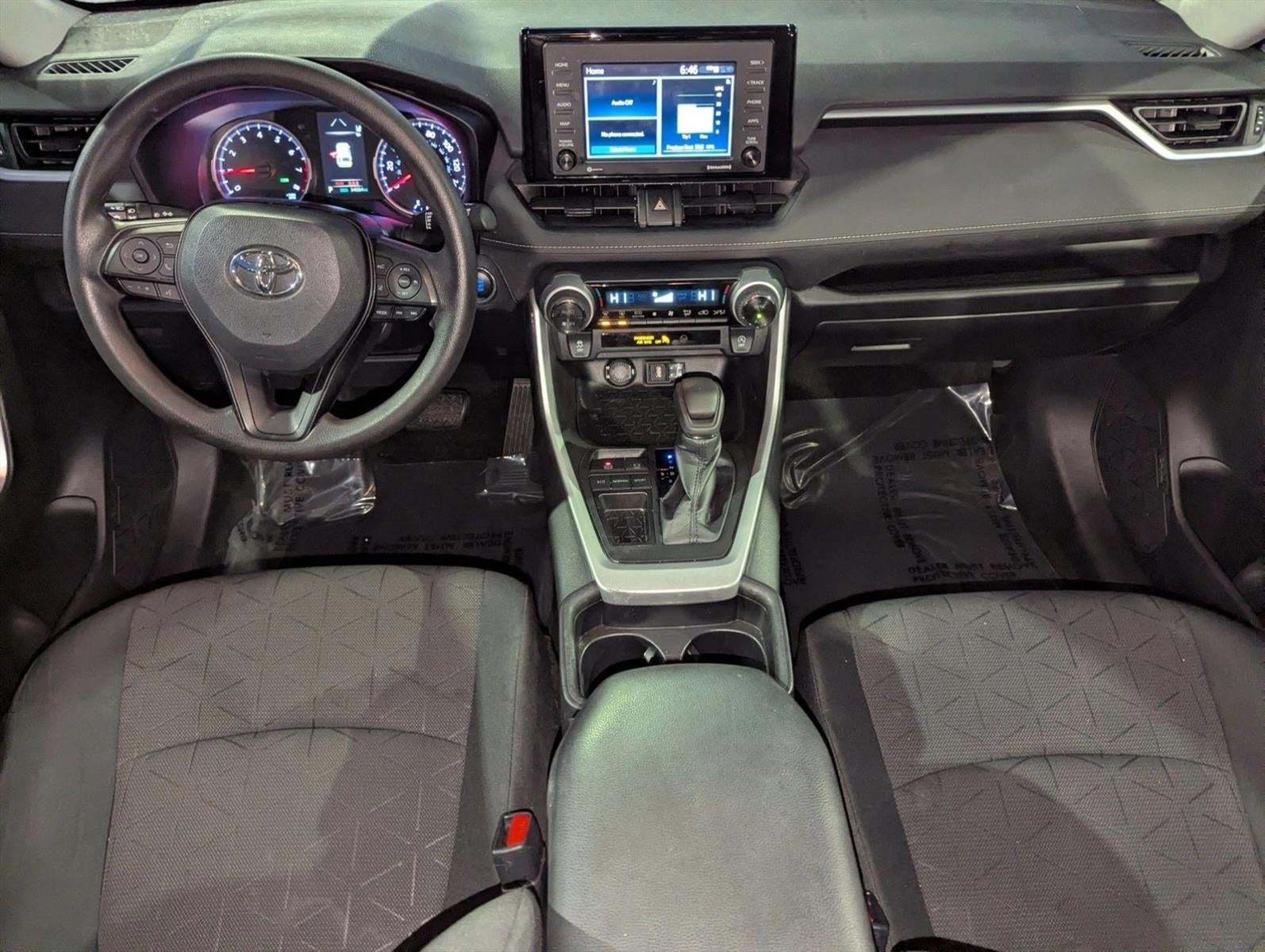 2020 Toyota RAV4 XLE FWD (GS)