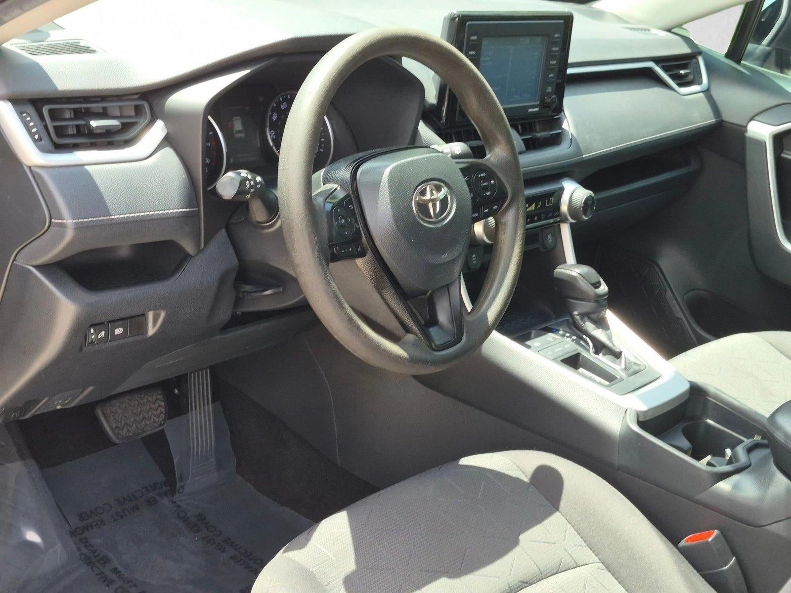 2020 Toyota RAV4 XLE FWD (GS)