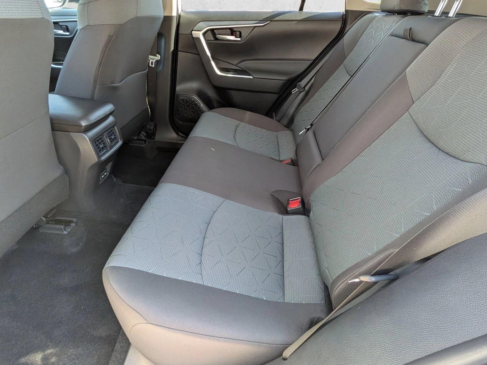 2025 Toyota RAV4 XLE FWD (GS)