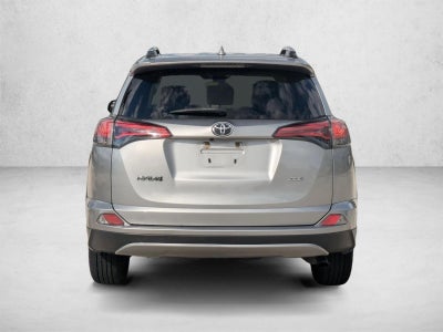 2017 Toyota RAV4 XLE FWD (GS)