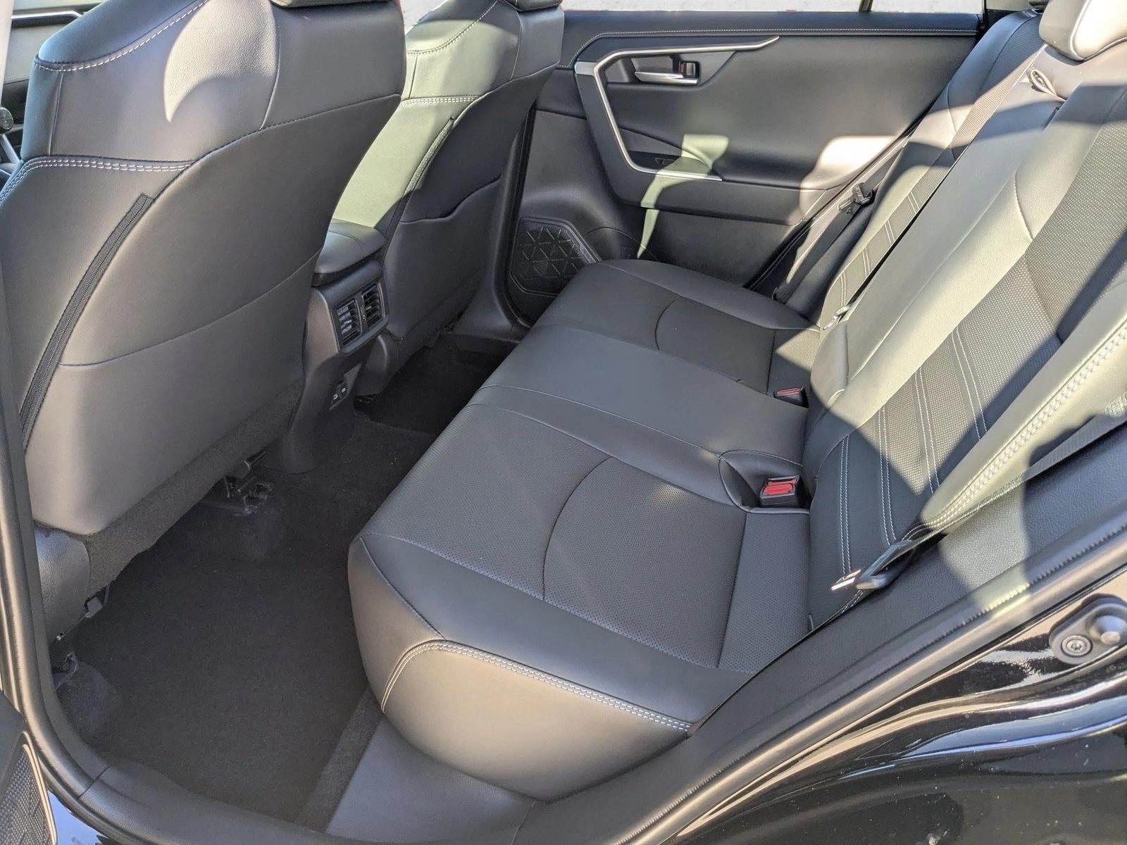 2025 Toyota RAV4 Limited FWD (Natl)