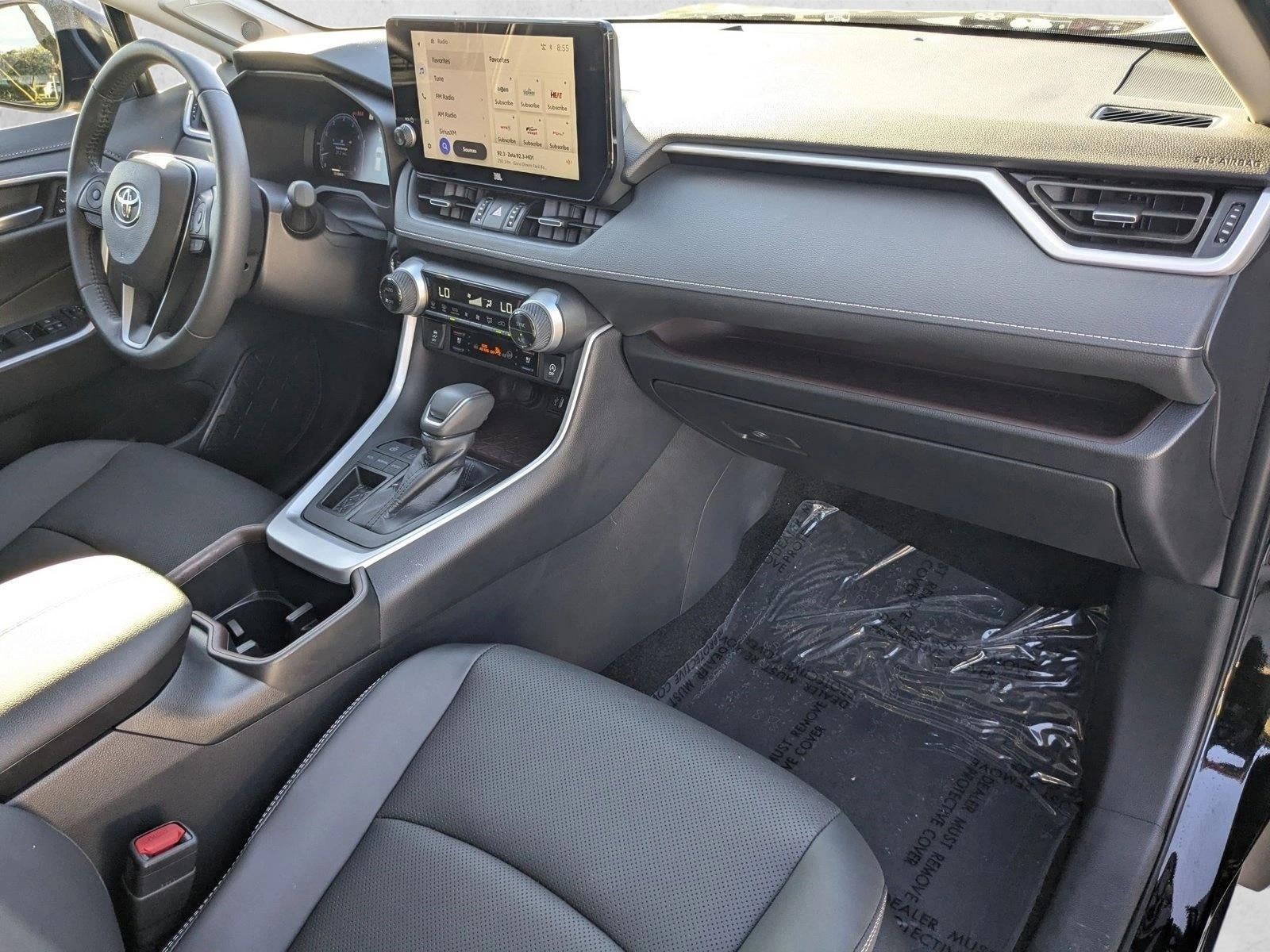 2025 Toyota RAV4 Limited FWD (Natl)