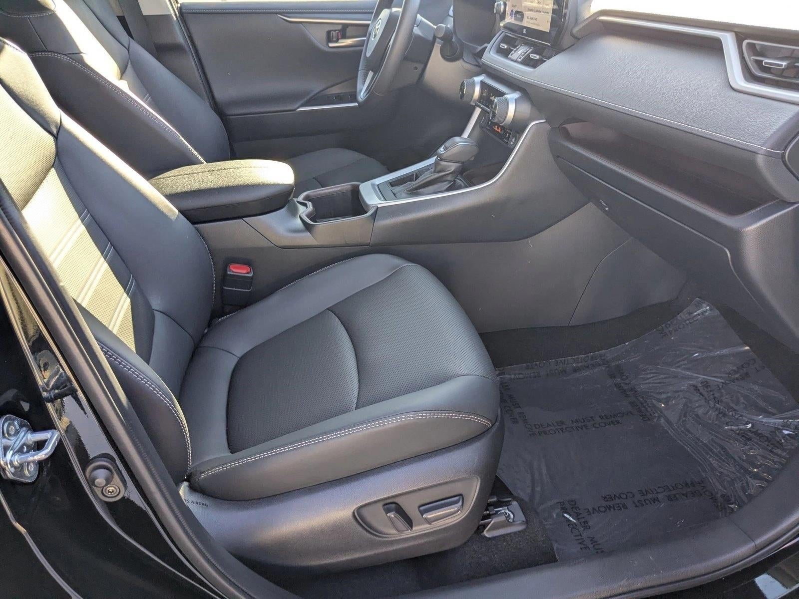 2025 Toyota RAV4 Limited FWD (Natl)