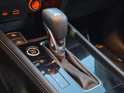 2023 Nissan Kicks SR FWD