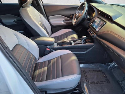 2023 Nissan Kicks SR FWD