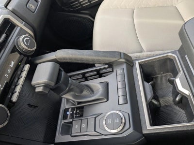 2024 Toyota Tacoma 2WD 2WD SR5 Double Cab 5' Bed AT (SE)