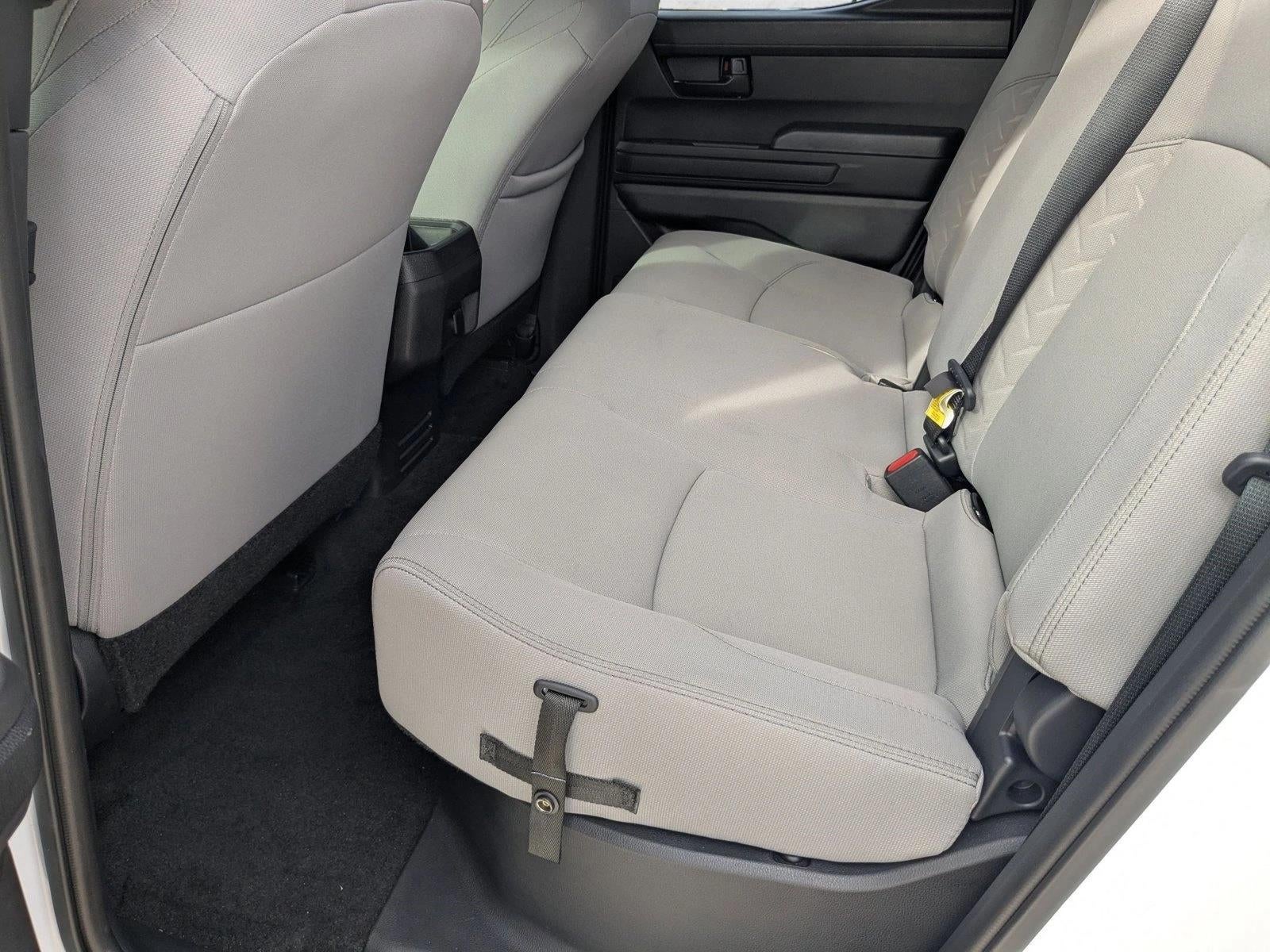 2024 Toyota Tacoma 2WD 2WD SR5 Double Cab 5' Bed AT (SE)