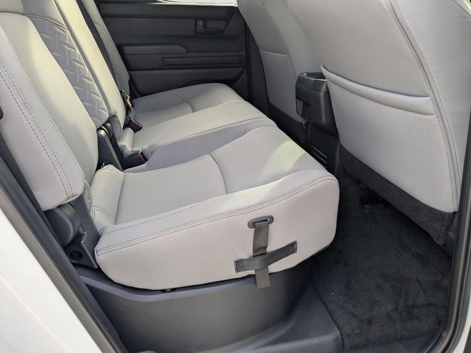 2024 Toyota Tacoma 2WD 2WD SR5 Double Cab 5' Bed AT (SE)