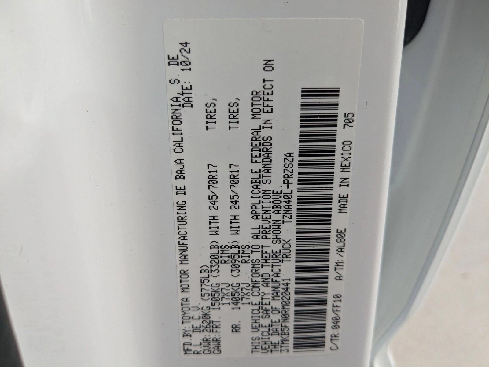 2024 Toyota Tacoma 2WD 2WD SR5 Double Cab 5' Bed AT (SE)