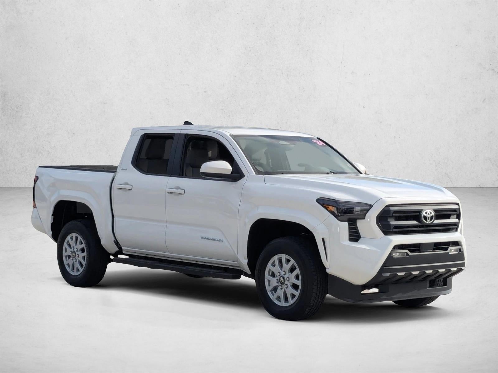 2024 Toyota Tacoma 2WD 2WD SR5 Double Cab 5' Bed AT (SE)