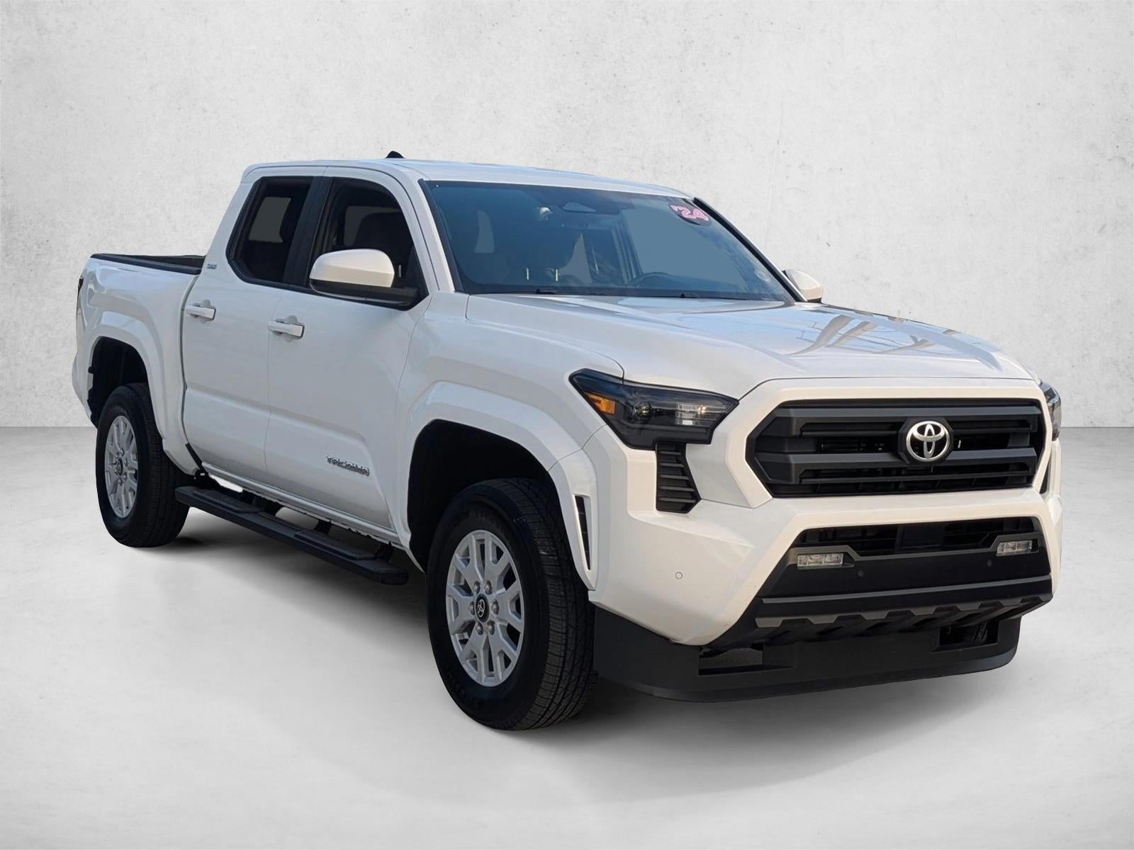 2024 Toyota Tacoma 2WD 2WD SR5 Double Cab 5' Bed AT (Natl)