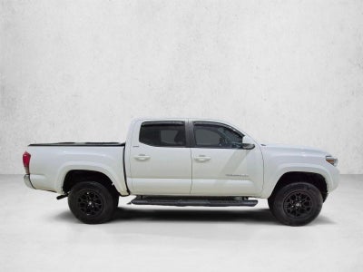 2022 Toyota Tacoma 4WD 4WD SR5 Double Cab 5' Bed V6 AT (GS)