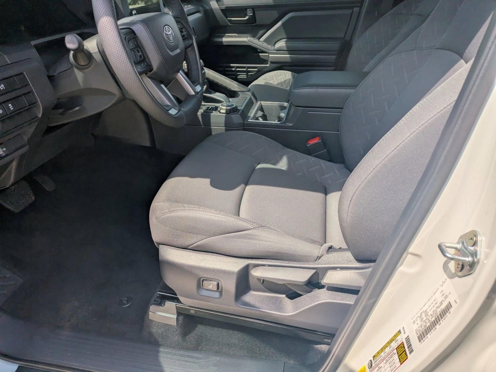 2024 Toyota Tacoma 4WD 4WD SR5 Double Cab 5' Bed AT (GS)