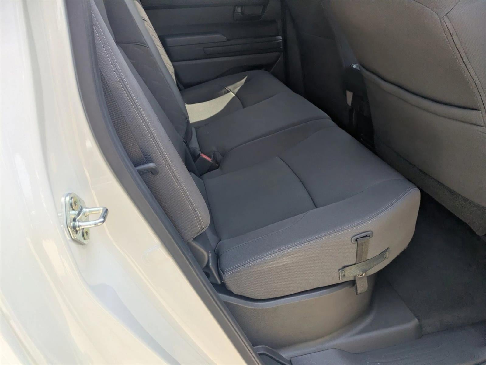 2024 Toyota Tacoma 4WD 4WD SR5 Double Cab 5' Bed AT (GS)