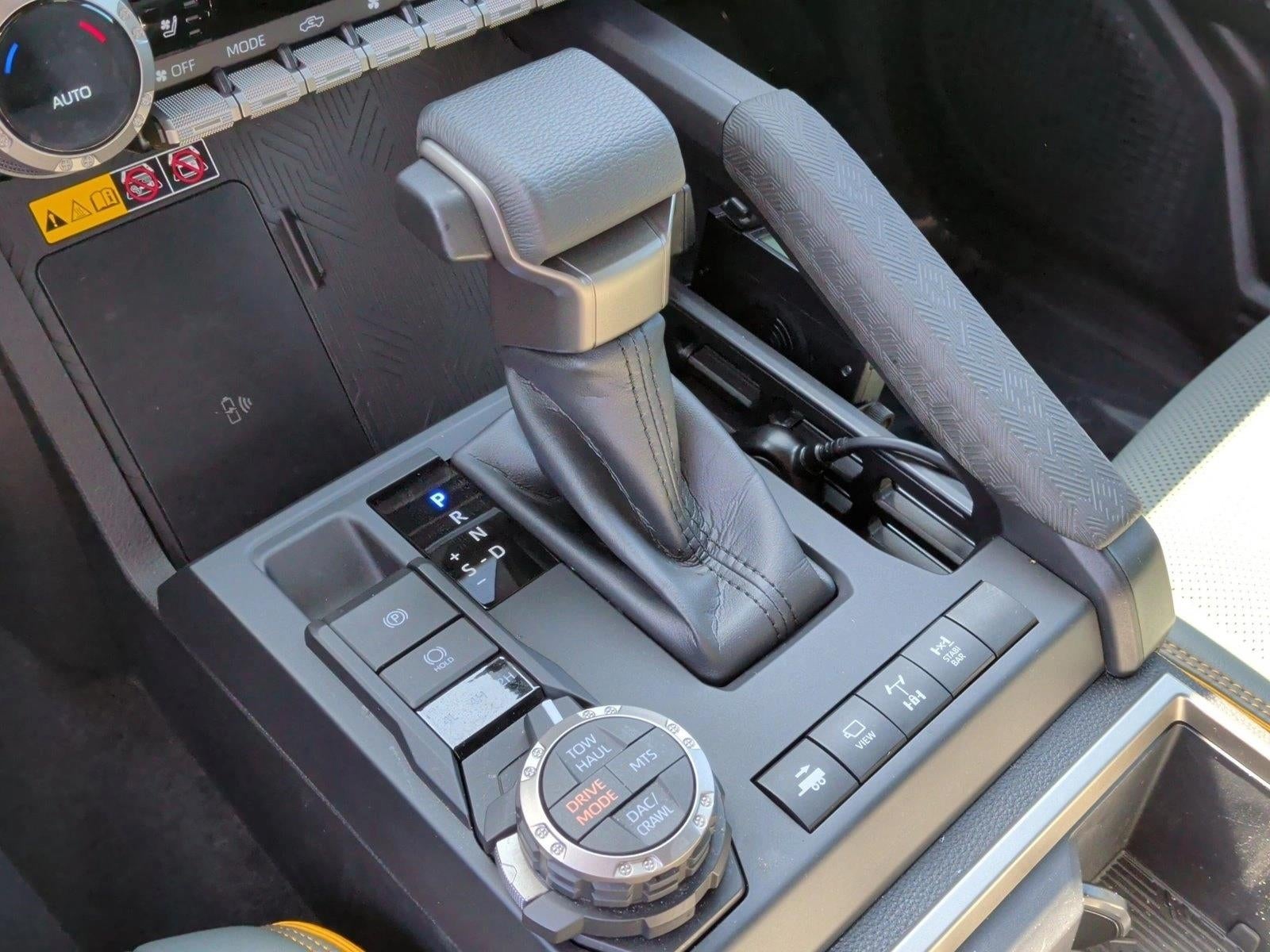 2025 Toyota Tacoma 4WD 4WD Trailhunter Hybrid Double Cab 6' Bed AT (Natl)