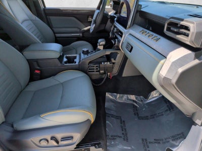 2025 Toyota Tacoma 4WD 4WD Trailhunter Hybrid Double Cab 6' Bed AT (Natl)