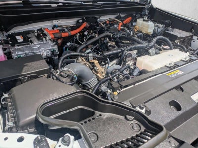 2025 Toyota Tacoma 4WD 4WD TRD Sport Hybrid Double Cab 5' Bed AT (Natl)