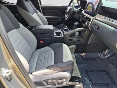 2025 Toyota Tacoma 4WD 4WD TRD Sport Hybrid Double Cab 5' Bed AT (Natl)