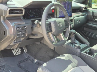 2025 Toyota Tacoma 4WD 4WD TRD Sport Hybrid Double Cab 5' Bed AT (Natl)