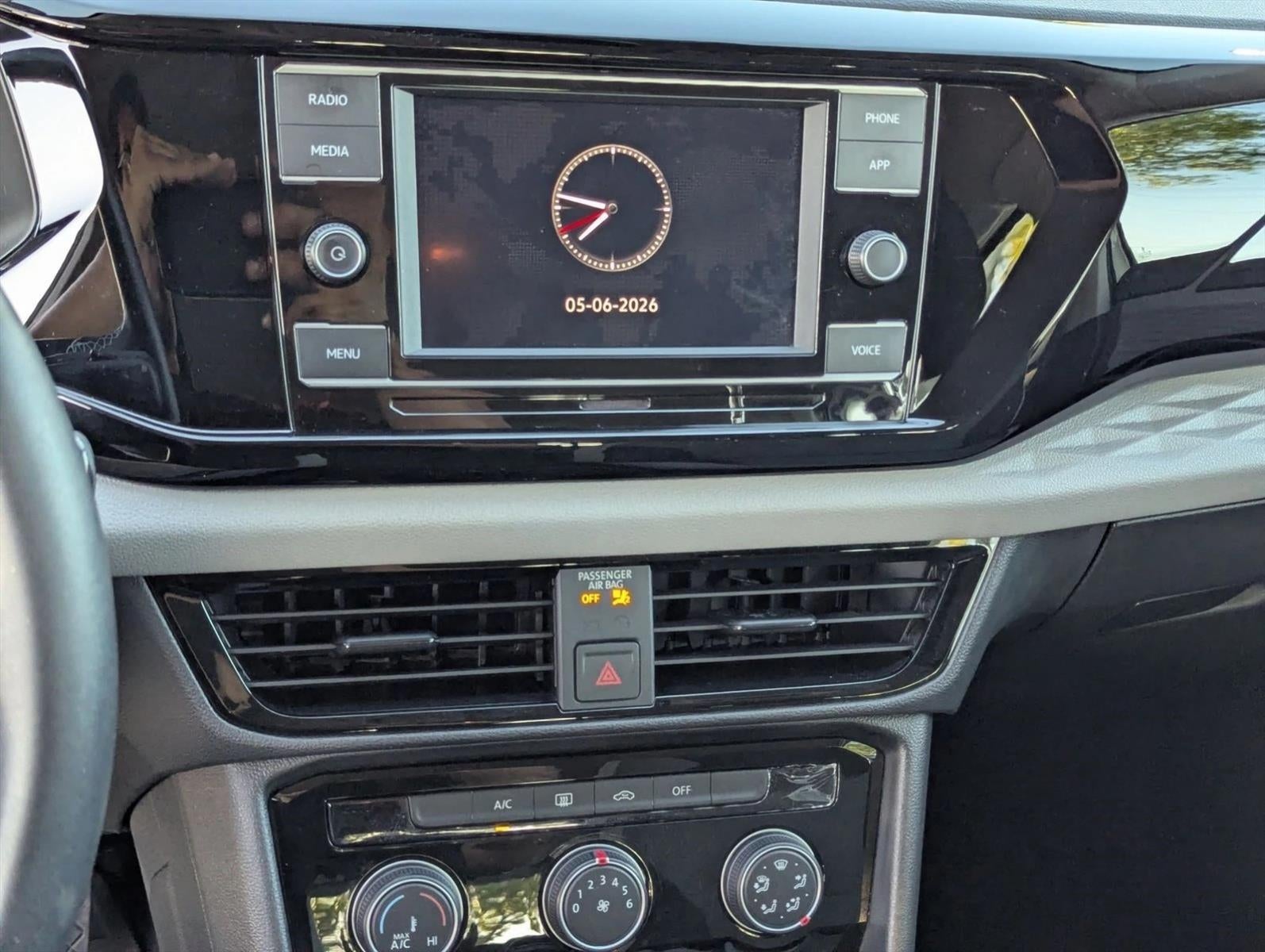 2023 Volkswagen Taos S FWD