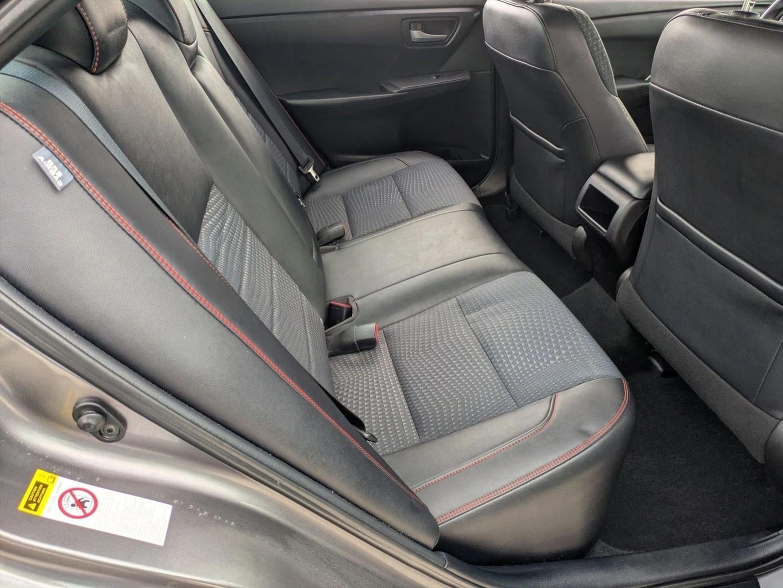 2015 Toyota Camry 4dr Sdn I4 Auto SE (SE)