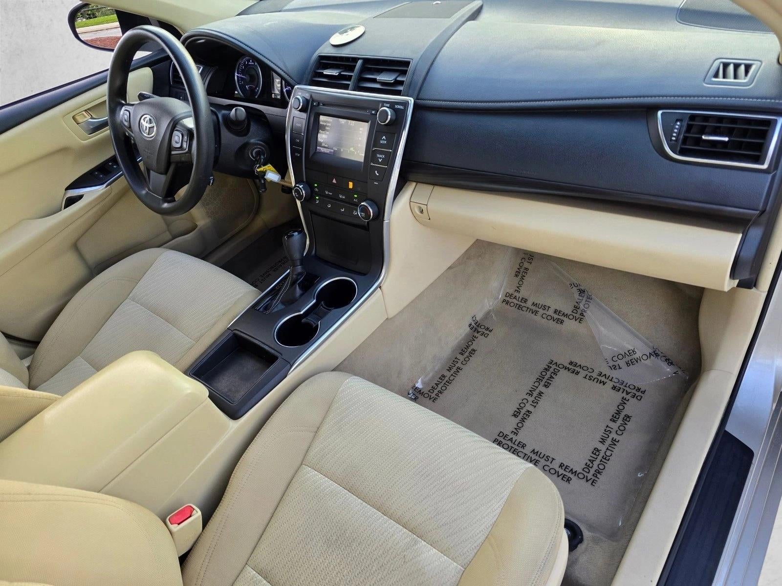 2017 Toyota Camry LE Auto (SE)