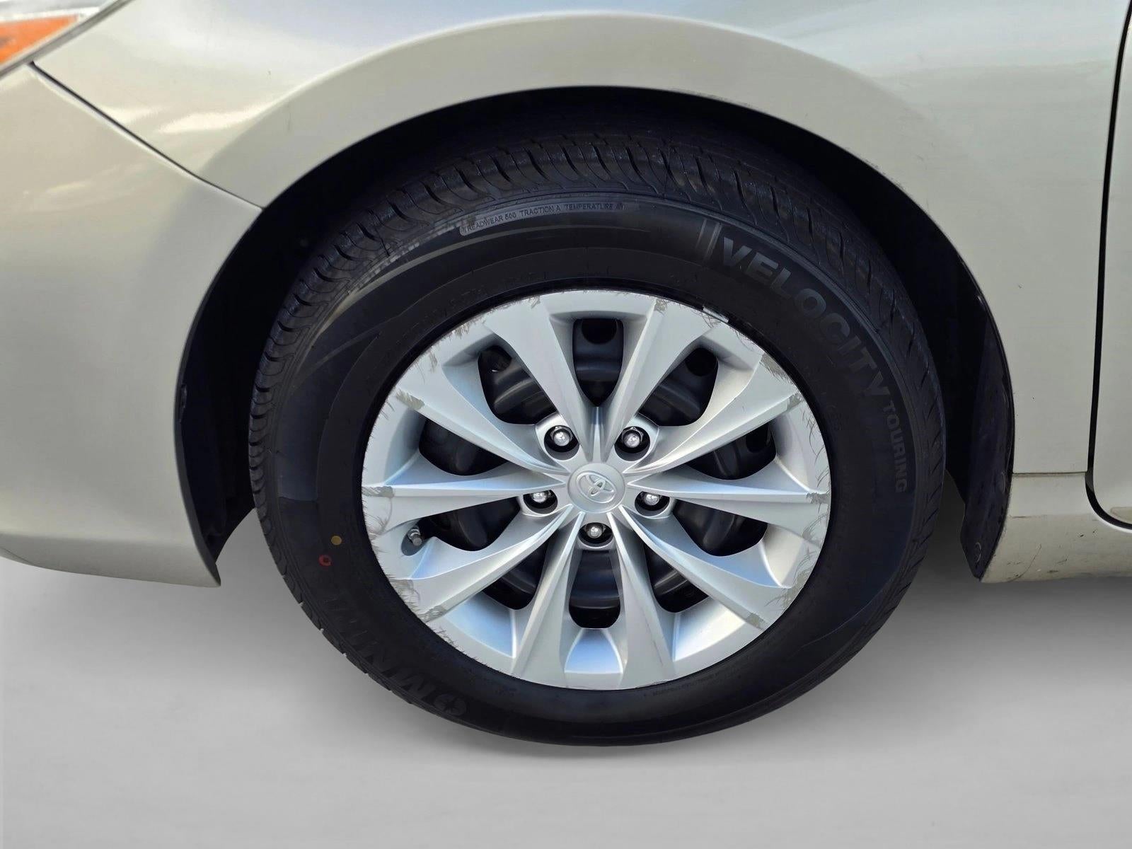 2017 Toyota Camry LE Auto (SE)