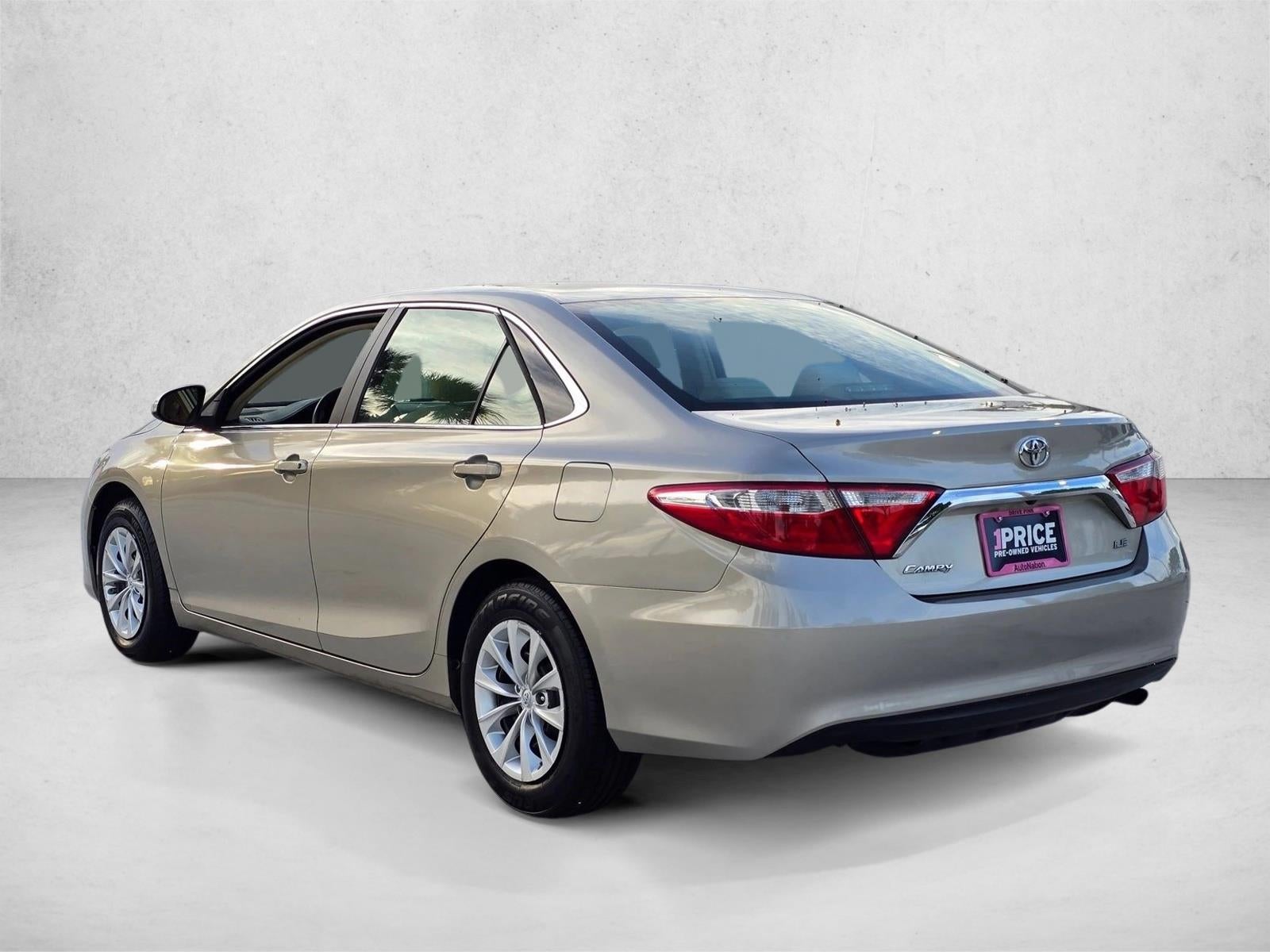 2017 Toyota Camry LE Auto (SE)