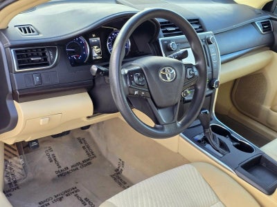 2017 Toyota Camry LE Auto (SE)