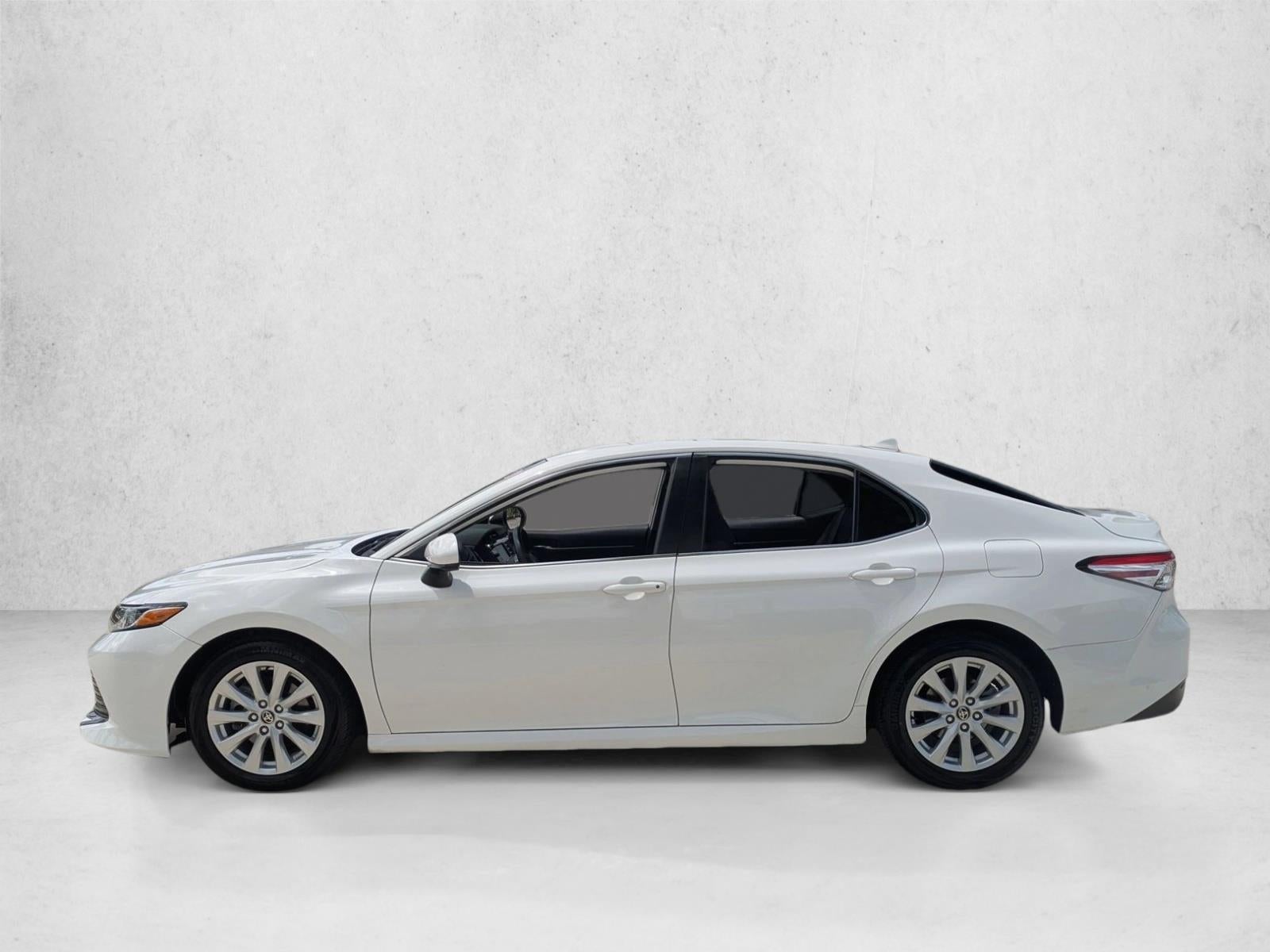 2020 Toyota Camry LE Auto (SE)