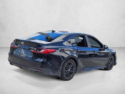 2025 Toyota Camry SE (SE)
