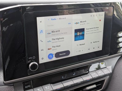 2025 Toyota Camry LE (SE)