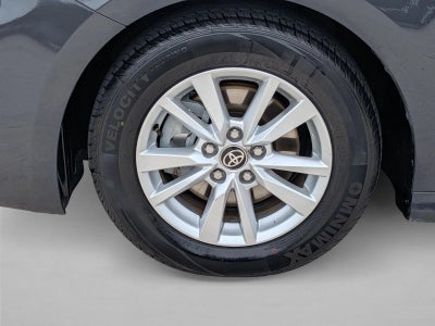 2025 Toyota Camry LE (SE)